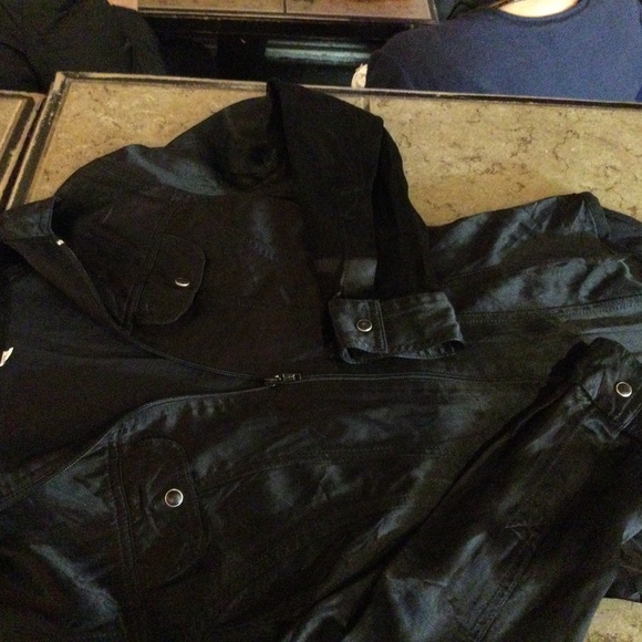 Sexy Guess sz Small black satiny zip up, collared & ribbed shirt - Picture 7 of 11